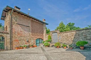 Foto 18 di 26: VILLA SAN VIGILIO