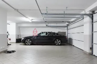 Foto 23 di 30: Vendesi elegante residenza contemporanea immersa nel verde alle porte di Bergamo