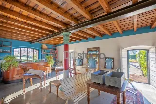 Foto 12 di 42: VENDESI PRESTIGIOSO COMPLESSO IMMOBILIARE STORICO CON PARCO SECOLARE NEL CUORE DI MONTELLO