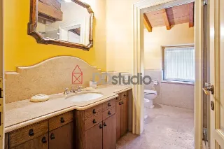 Foto 17 di 33: PRESTIGIOSA DIMORA IN ZONA SEMI COLLINARE - MOZZO