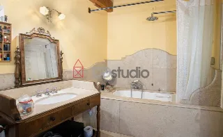 Foto 18 di 33: PRESTIGIOSA DIMORA IN ZONA SEMI COLLINARE - MOZZO