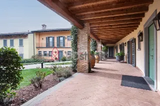 Foto 25 di 33: PRESTIGIOSA DIMORA IN ZONA SEMI COLLINARE - MOZZO