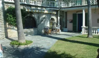 Foto 8 di 14: SANREMO - VENDESI VILLA CON PISCINA