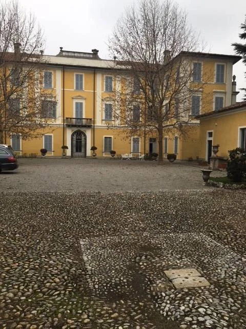 PALAZZO D'EPOCA A VALBREMBO
