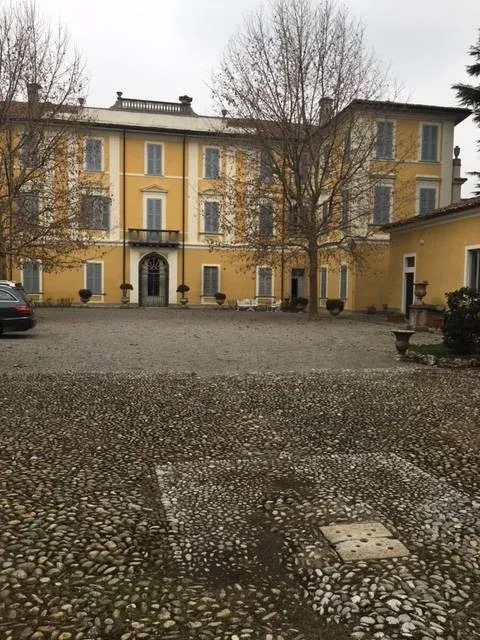 PALAZZO D'EPOCA A VALBREMBO