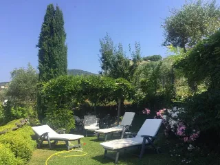 Foto 6 di 29: VENDESI VILLA CON PISCINA A CHIAVARI