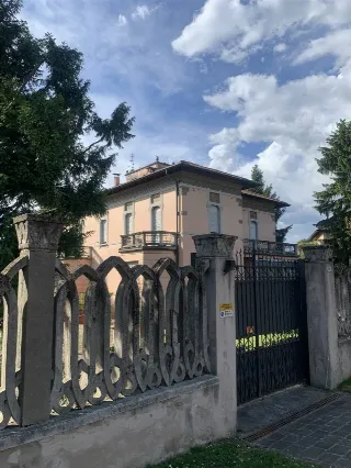 Foto 3 di 4: CARAVAGGIO IMPORTANTE VILLA LIBERTY