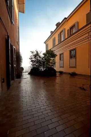 Foto 10 di 15: VENDESI RAFFINATA PROPRIETA' CON TERRAZZO E VISTA MOZZAFIATO IN CITTA' ALTA