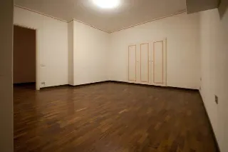 Foto 5 di 15: VENDESI RAFFINATA PROPRIETA' CON TERRAZZO E VISTA MOZZAFIATO IN CITTA' ALTA