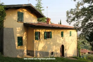 Foto 23 di 27: AMPIA CASCINA ADATTA A TRE NUCLEI FAMILIARI