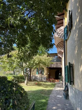 Foto 5 di 27: AMPIA CASCINA ADATTA A TRE NUCLEI FAMILIARI