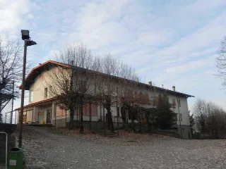 Foto 6 di 15: VENDESI STRUTTURA ALBERGHIERA
