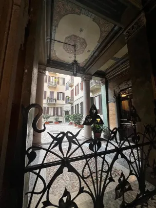 Foto 3 di 18: Appartamento in casa storica zona prestigiosa Milano