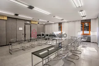Foto 11 di 24: IMPERDIBILE UFFICIO di grandi dimensioni con PARCHEGGIO PRIVATO Bergamo