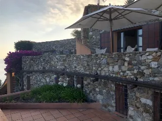 Foto 28 di 33: Villa indipendente sul mare
