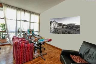 Foto 5 di 12: VENDESI AMPIO E PRESTIGIOSO UFFICIO IN VIA PARTIGIANI