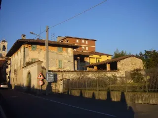 Foto 2 di 20: OCCASIONE - VENDESI PALAZZO D'EPOCA NEL CENTRO DI CENATE SOTTO