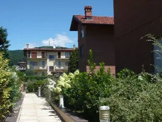 Foto 4 di 8: VILLA BI-FAMILIARE - VALTESSE