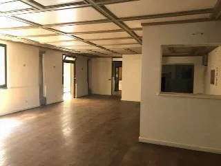 Foto 11 di 13: VENDESI SPAZIO COMMERCIALE IN BORGO STORICO A BERGAMO