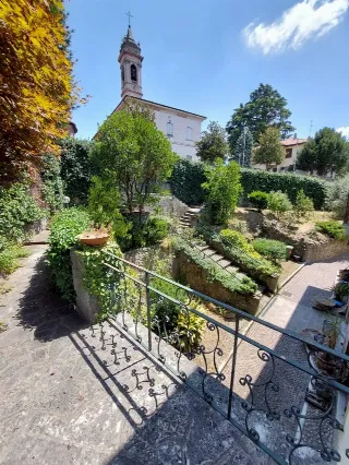 Foto 11 di 23: Vendesi porzione di Villa liberty con affaccio sul fiume