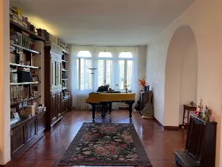 Foto 9 di 23: Vendesi porzione di Villa liberty con affaccio sul fiume