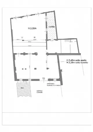 Foto 12 di 12: VENDESI MAGAZZINO ZONA CENTRALE