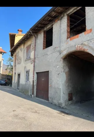 Foto 2 di 7: Rustico da ristrutturare.