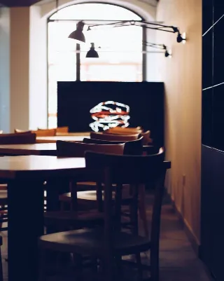 Foto 4 di 16: Zona Piazza Pontida cedesi Ristorante