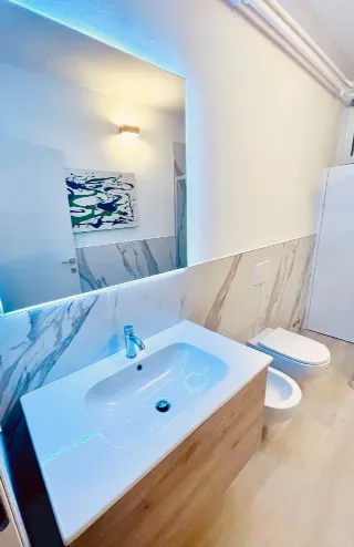 Foto 5 di 12: VENDESI PRESTIGIOSO MONOLOCALE ARREDATO IN CENTRO CITTA'