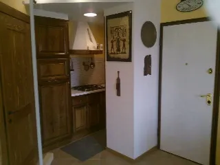 Foto 4 di 14: VENDESI BILOCALE CON BOX A PEIA