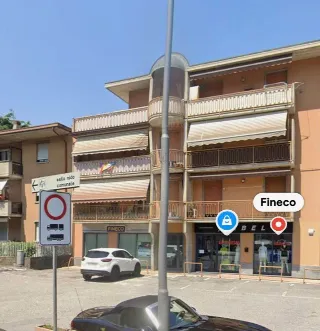 Foto 1 di 2: VENDESI NEGOZIO A REDDITO - FIORANO AL SERIO