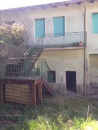 Foto 3 di 19: Rustico casale in vendita a Peia Bergamo