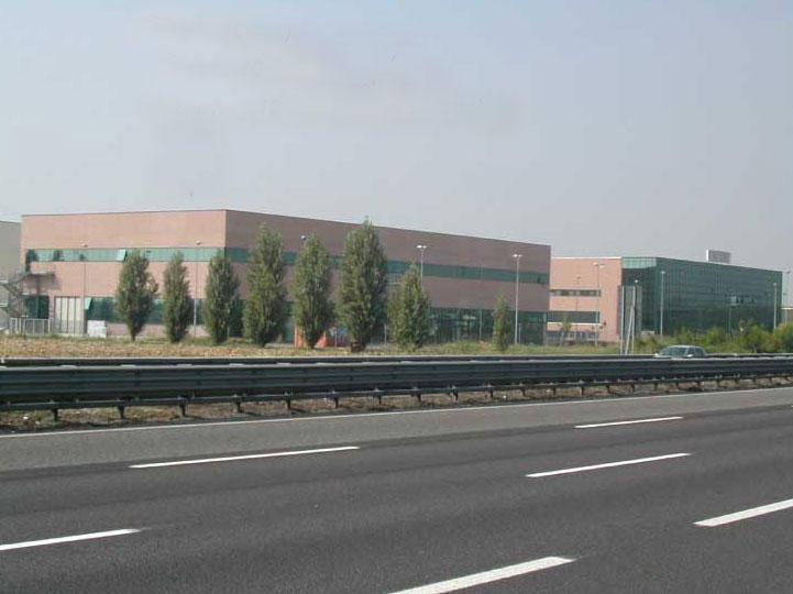 Locale commerciale in affitto a Brescia Hinterland Nord
