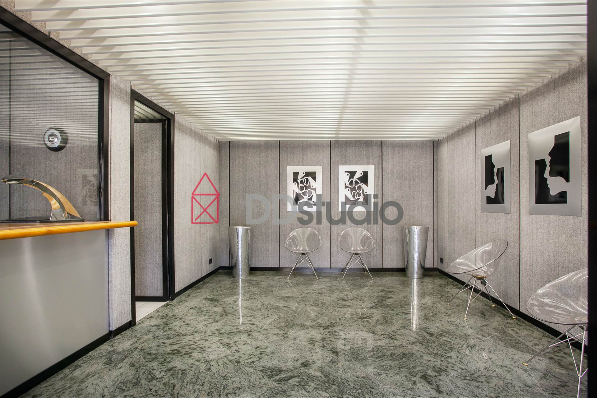IMPERDIBILE UFFICIO di grandi dimensioni con PARCHEGGIO PRIVATO Bergamo