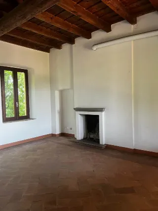 Foto 10 di 20: Appartamento su due livelli in cascina
