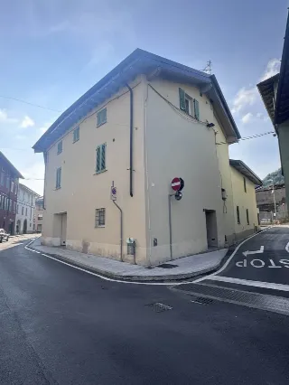 Foto 13 di 18: Nuovo caratteristico appartamento in centro ad Alzano Lombardo