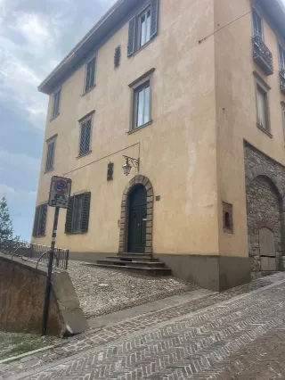 Foto 12 di 13: SPLENDITO BILOCALE IN CITTA' ALTA