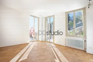 Foto 12 di 28: Prestigioso appartamento in Villa sui Colli