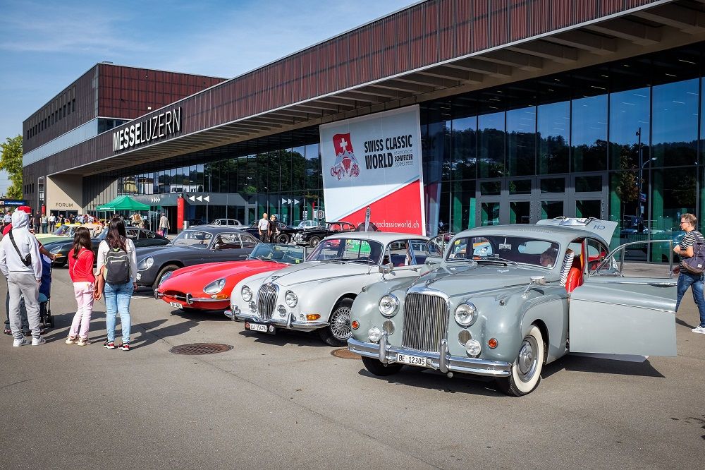Swiss Classic World: a Lucerna la fiera svizzera dedicata alle vetture classiche. OldCar24 presente al padiglione 1